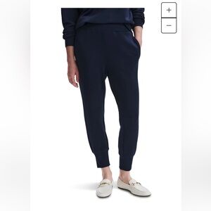 Varley Women's Navy slim cuff 27.5 inch pants